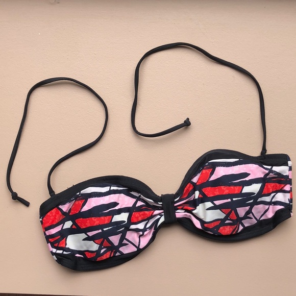 French Connection๐ Red Blue Pink White Bikini Top - Picture 1 of 6